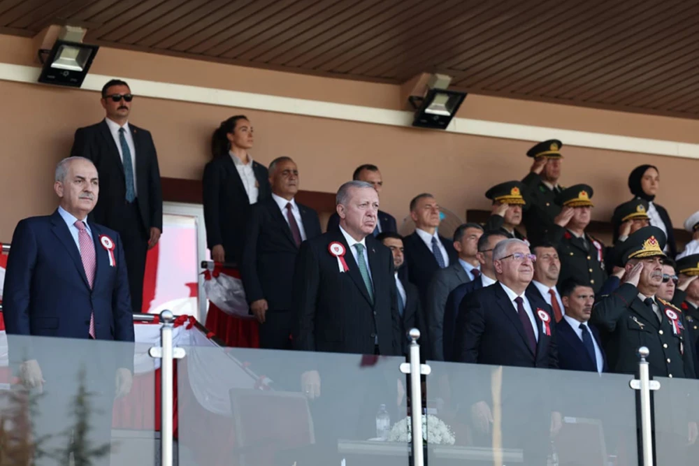 Zakir Həsənov Türkiyədə hərbi məktəblərin buraxılış mərasimlərində iştirak edib